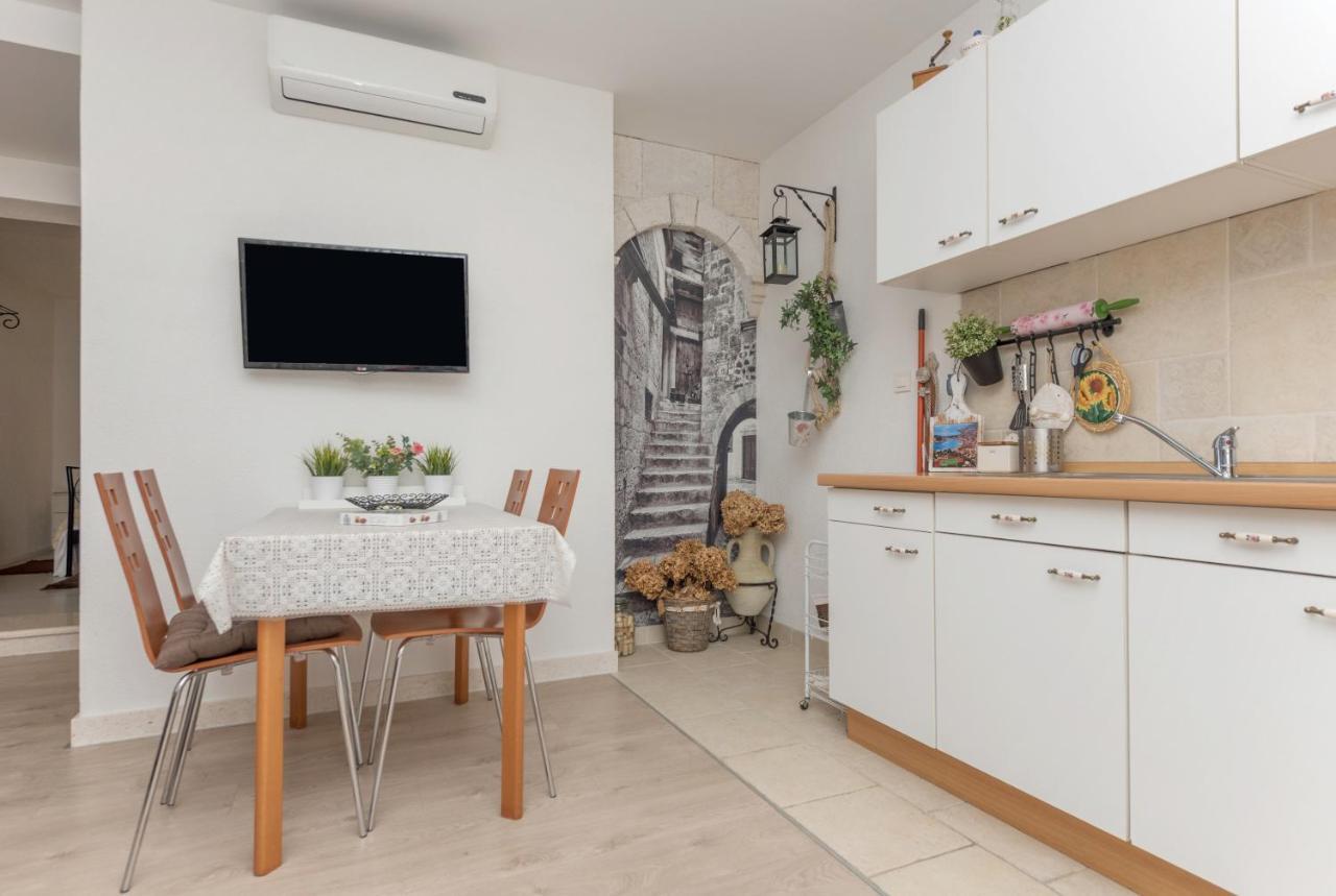 Apartmani Antunovic Podgora Exterior photo